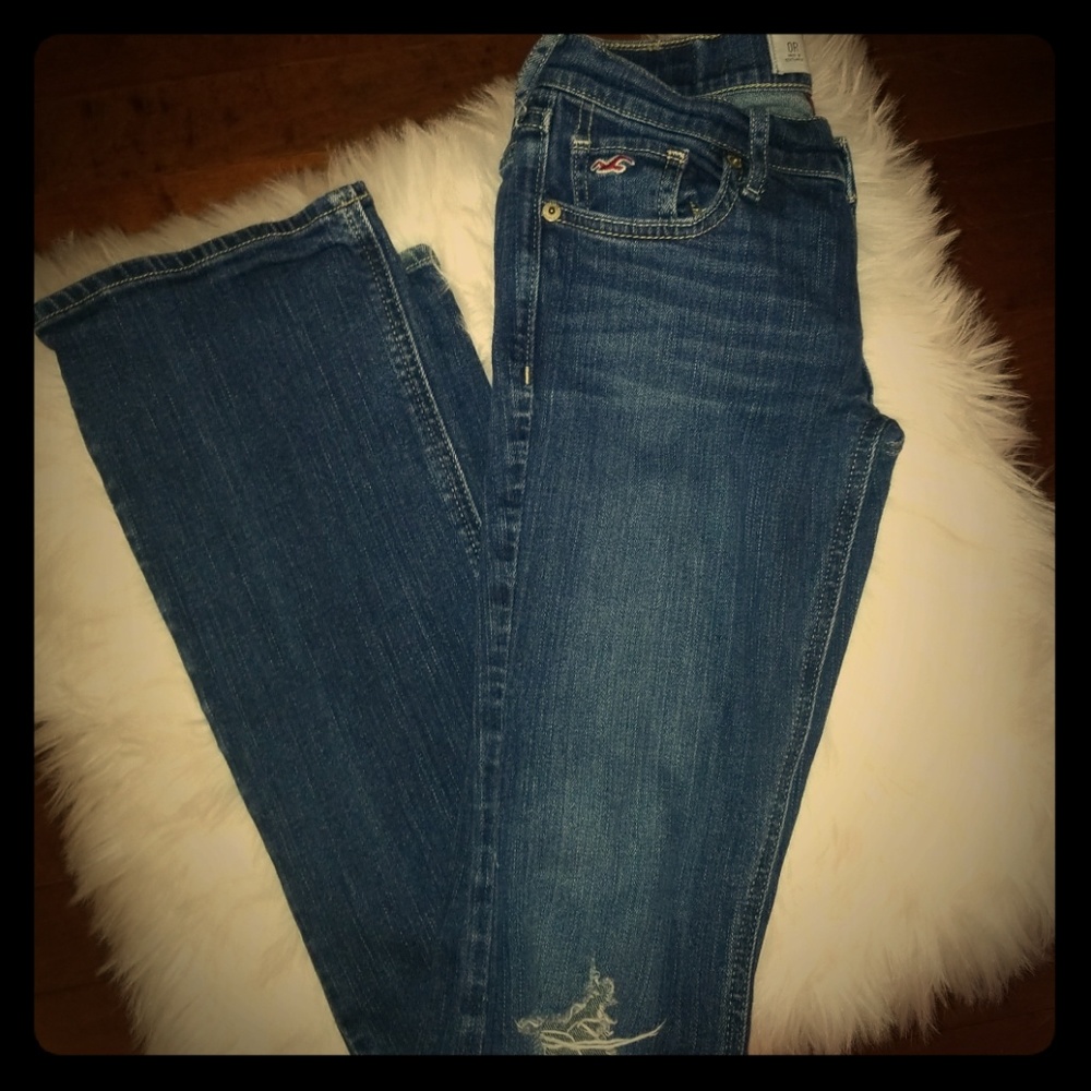 Hollister distressed bootcut jeans 👖